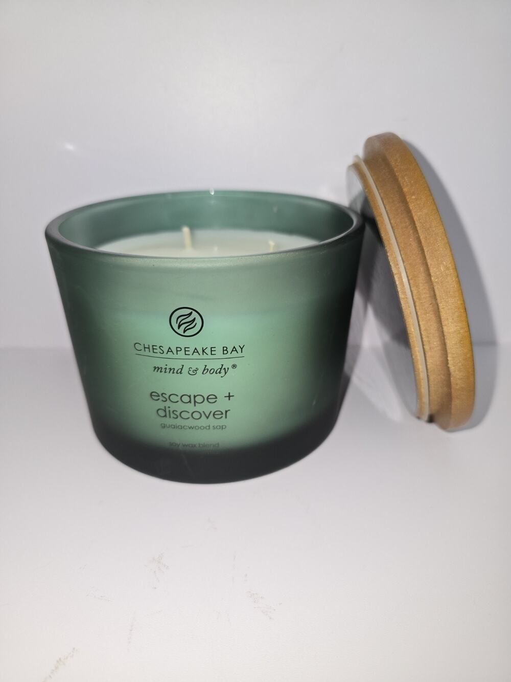 Chesapeake Bay Mind And Body Escape And Discover Three Wick Candles Soy Blend